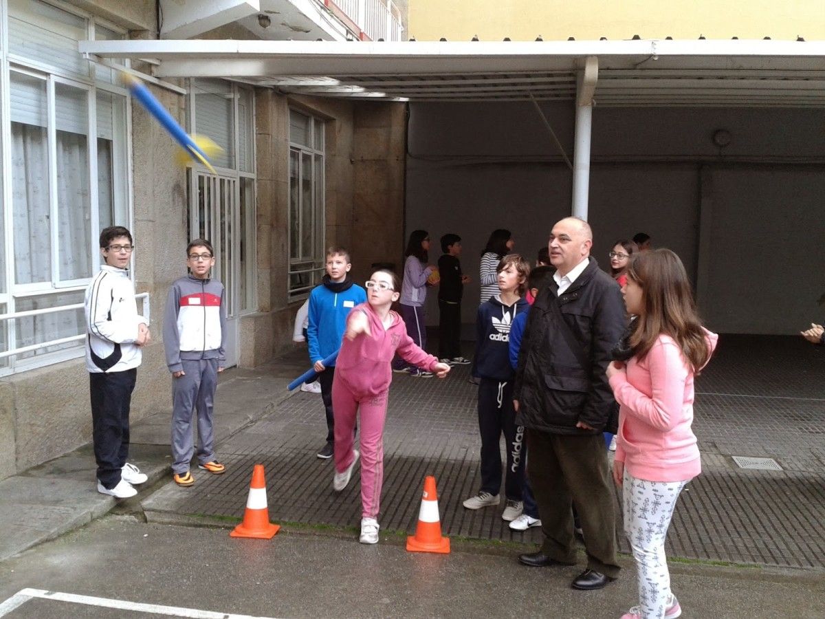 Visita del concejal de educación al colegio Álvarez Limeses