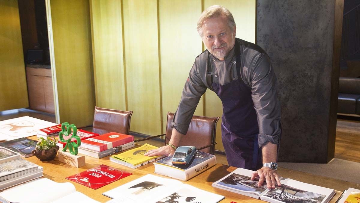 Pepe Vieira, en la cocina de su restaurante