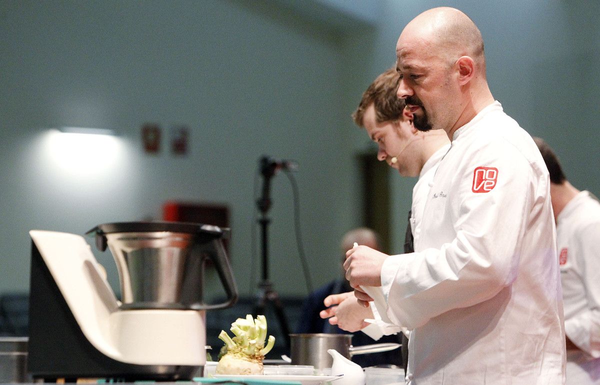 Showcooking de Iñaki Bretal en el Carlos Oroza