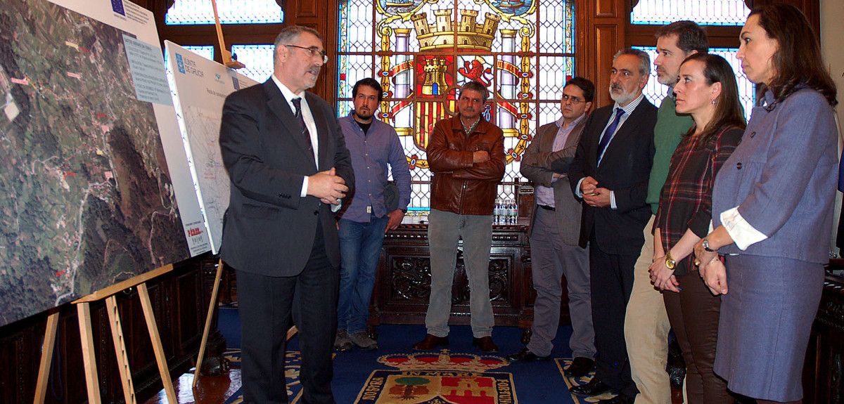 Ethel Vázquez preside a reunión de saneamento no Concello de Marín