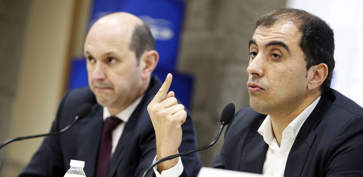 Rafael Louzán y Ángel Moldes, en la sede provincial del Partido Popular