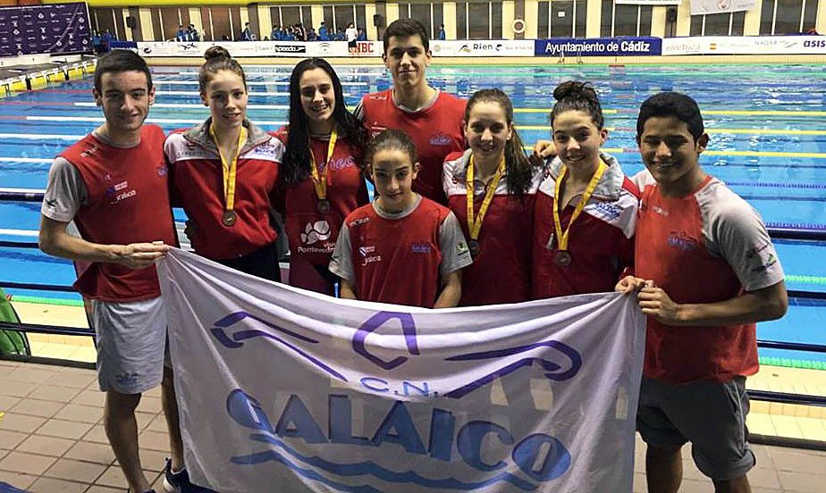 Equipo do Natación Galaico no Nacional Infantil e Júnior de Cádiz