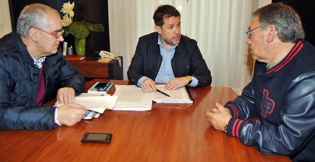 Los alcaldes de A Lama, Ponte Caldelas y Fornelos de Montes: Jorge Canda, Perfecto Rodríguez y Emiliano Lage