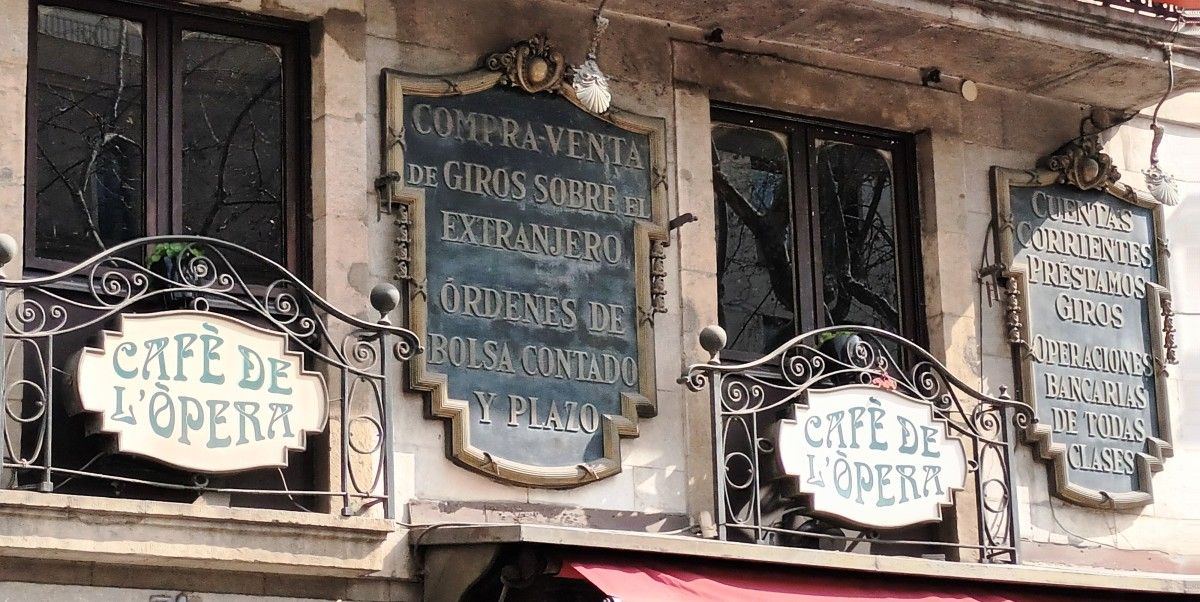 Fachada do Café de l'Ópera