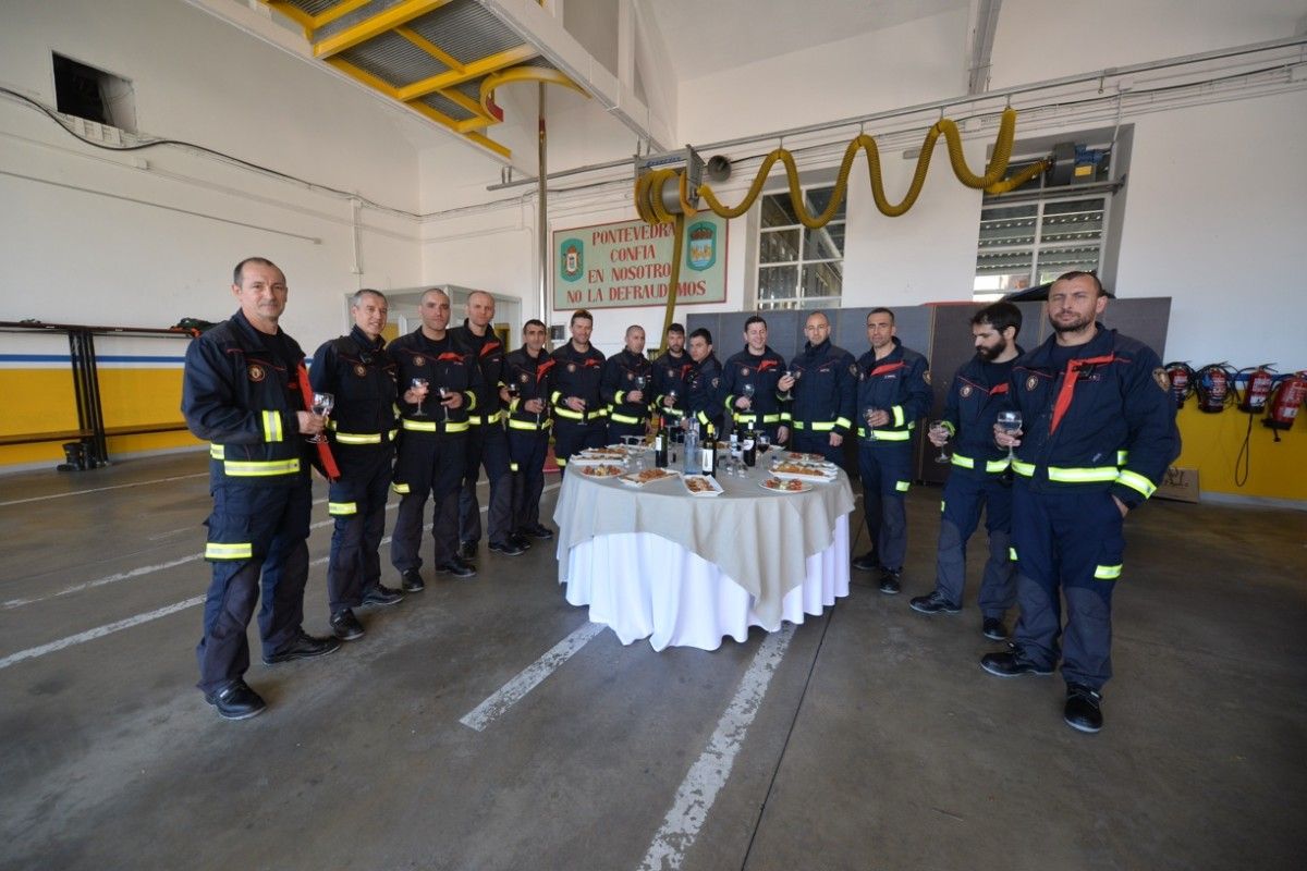 Acto oficial en el Parque de Bomberos de Pontevedra con motivo del día de su patrón