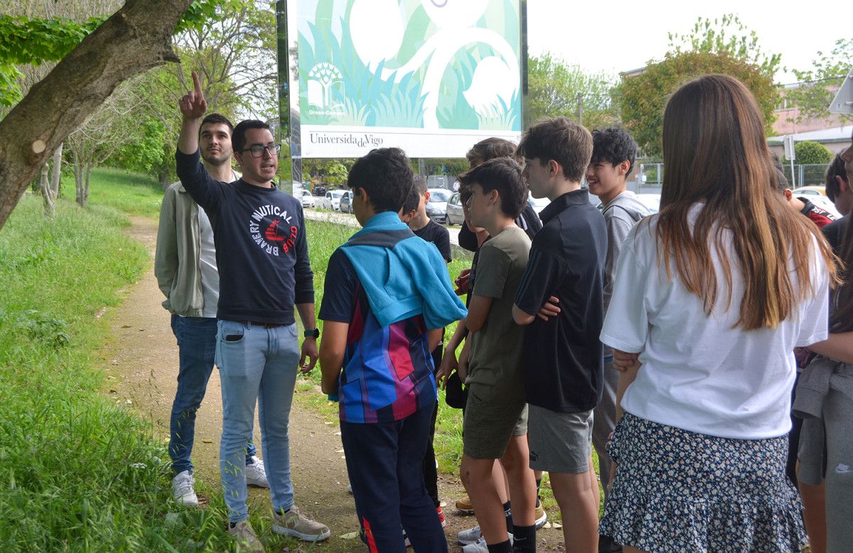 Visita guiada por el arboreto del campus