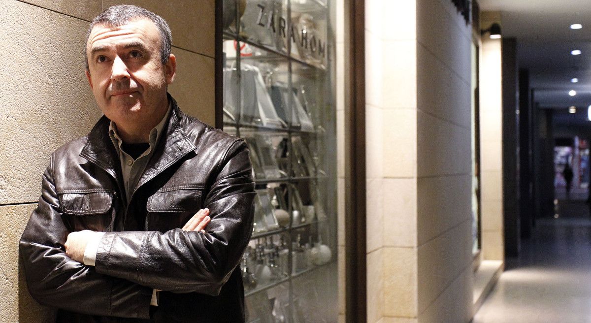 Lorenzo Silva, antes de la presentación de su libro en Pontevedra