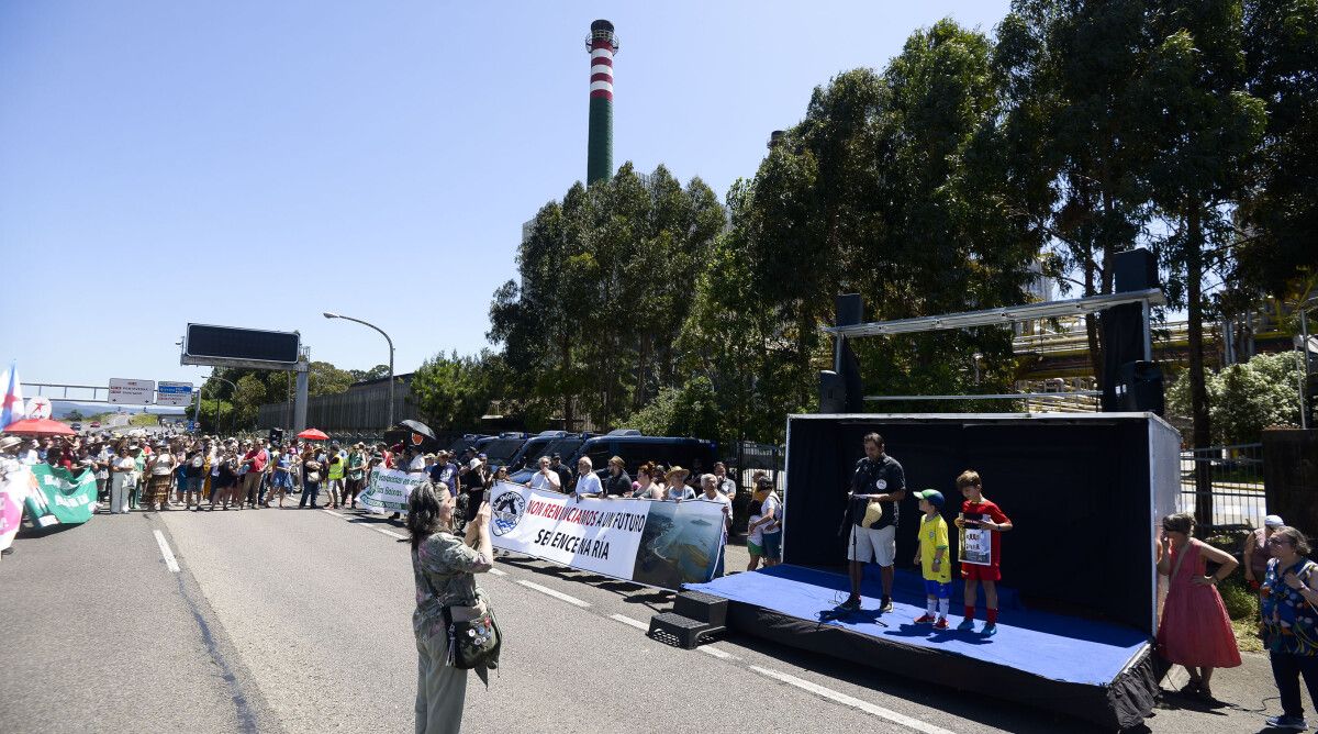 'Marcha contra Celulosas' convocada pola Asociación Pola Defensa da Ría (APDR)