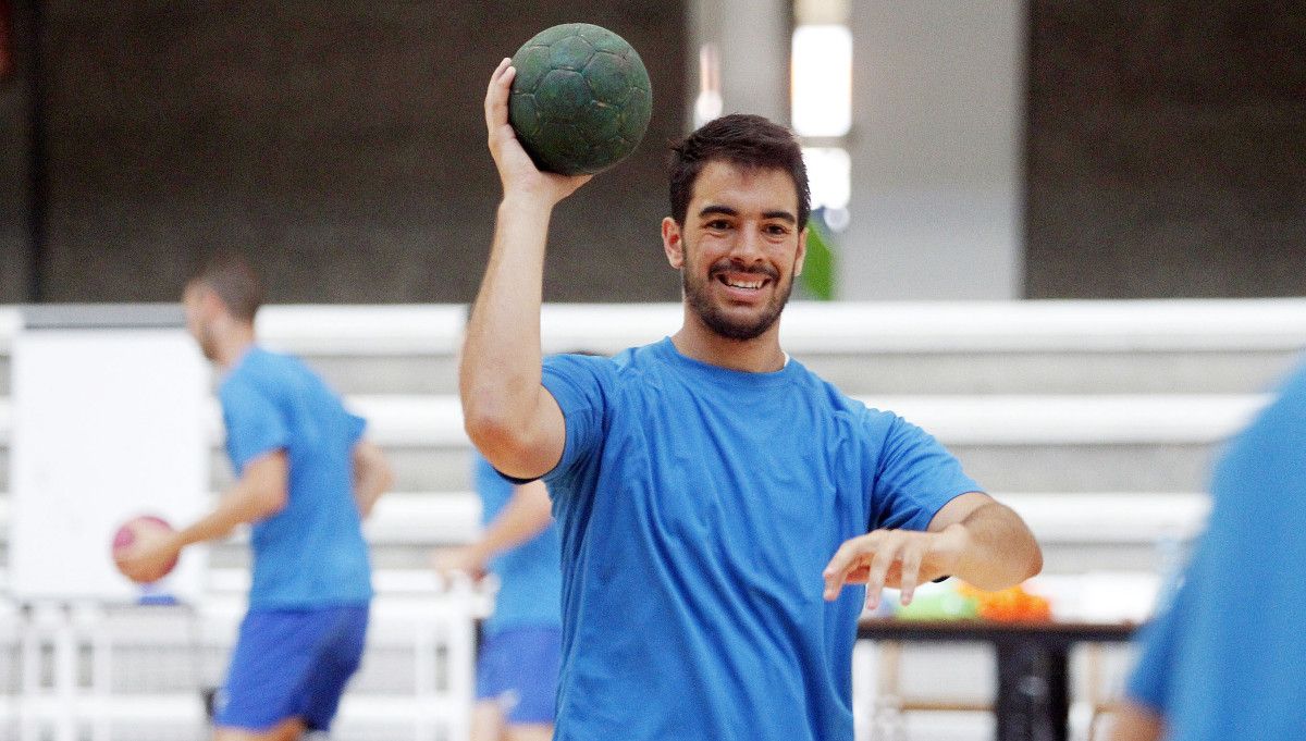 Gonzalo Carró durante un entrenamiento del Teucro en el Municipal