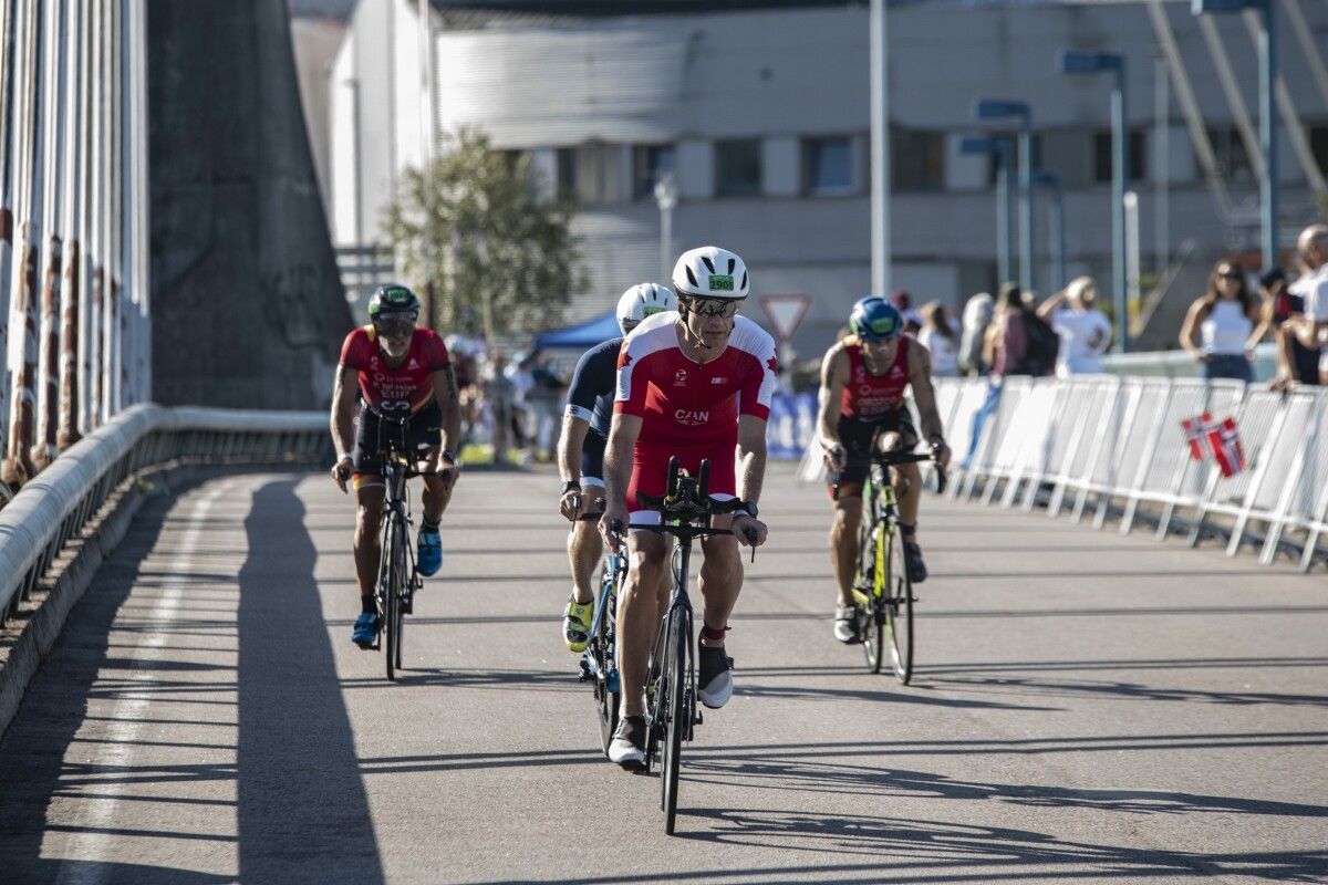 Triatlón Standar y Aquabike de Grupos de Edad en las Series Mundiales de Pontevedra