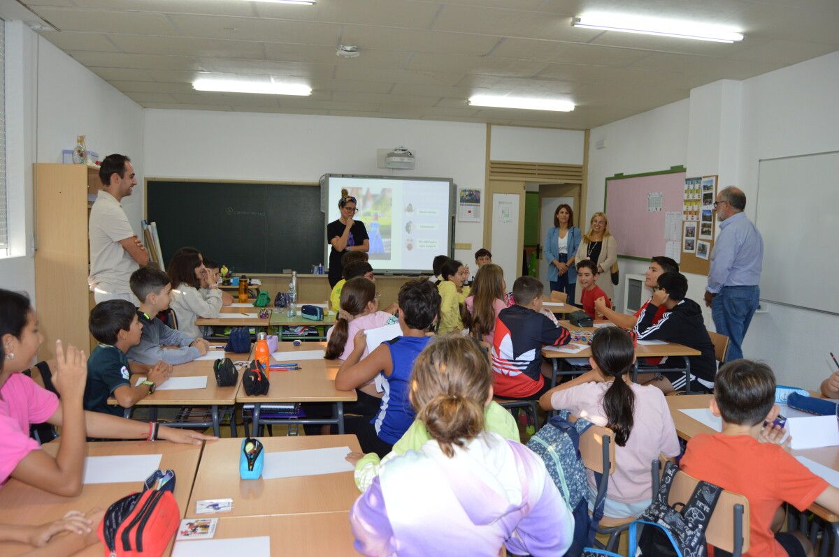 Charla sobre relaciones afectivo sexuales saludables en el colegio A Florida