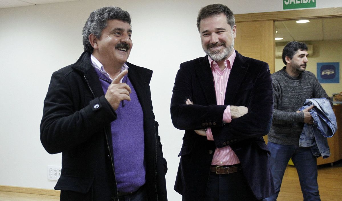 Pedro Soto, presidente del comité de Ence, y Jacobo Moreira, portavoz del Partido Popular local