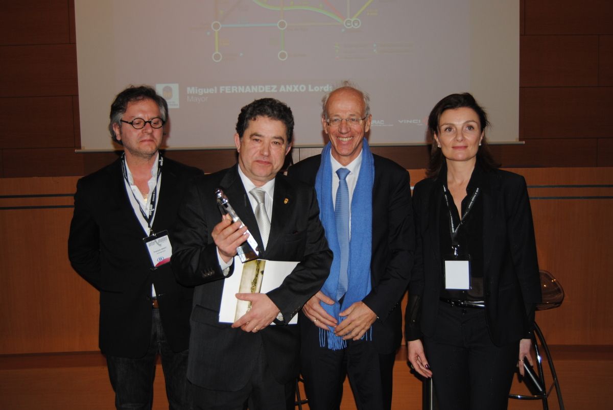 Entrega del premio Intermodes 2013 al modelo urbano de Pontevedra