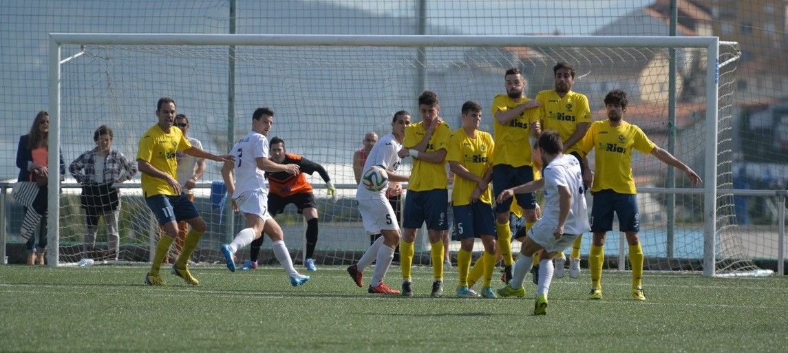 Partido entre Xuventú Sanxenxo y Silva SD en Baltar de Arriba
