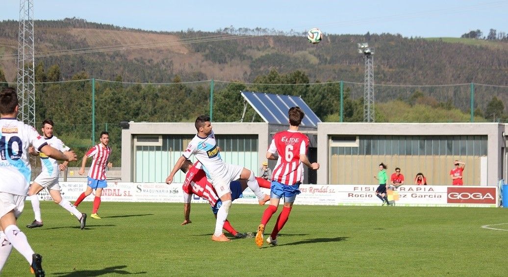 Partido entre Cerceda e Arosa no Roxo
