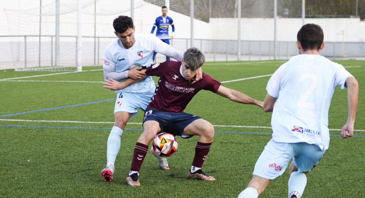Partido entre Pontevedra B e Arosa na Seca