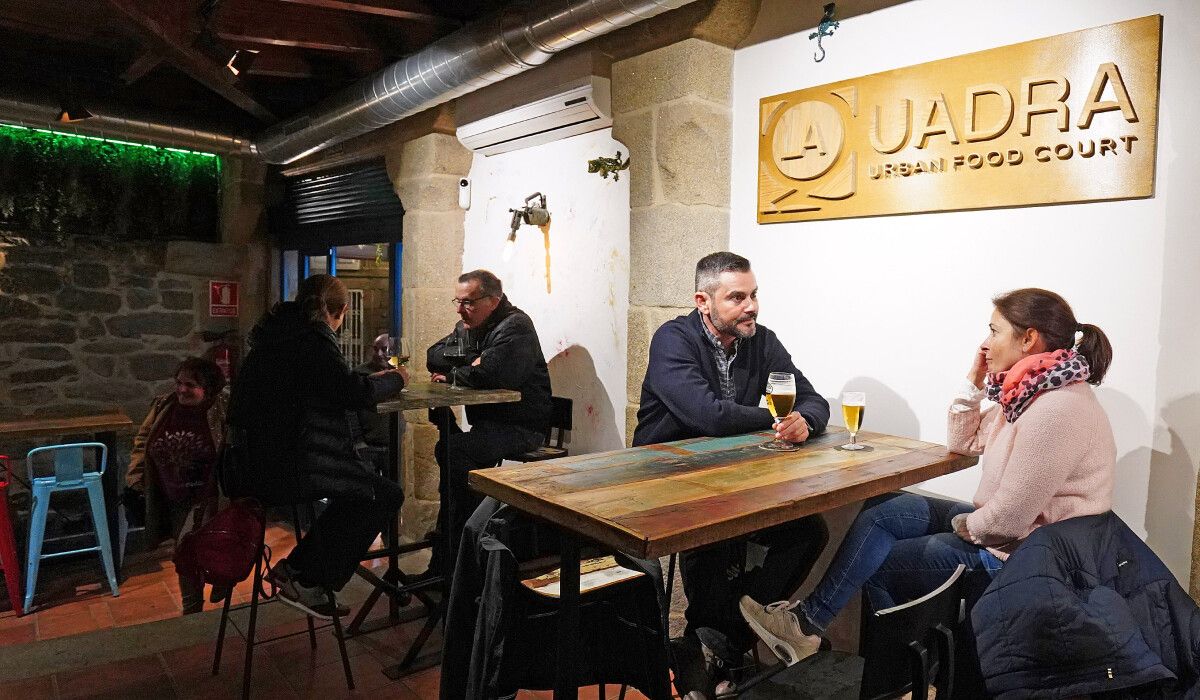 La Quadra Urban Food Court