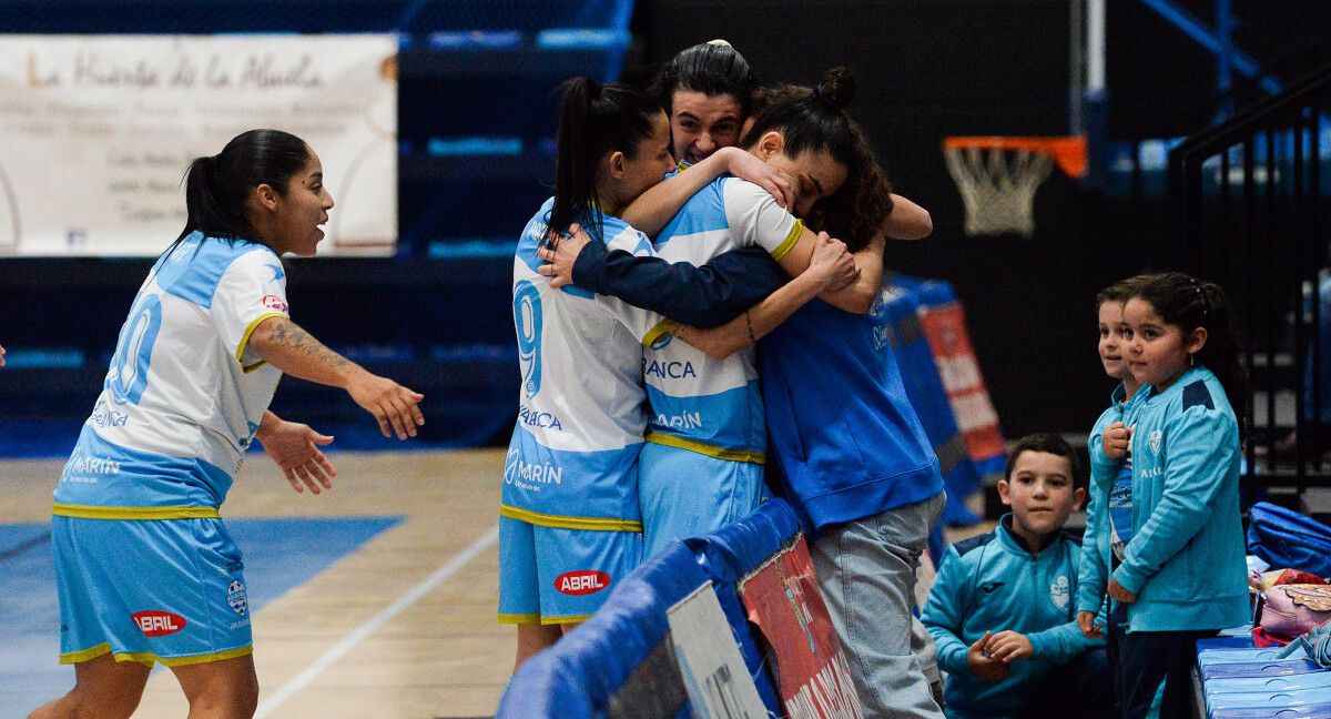 Partido de liga entre Marín Futsal e Alcorcón na Raña