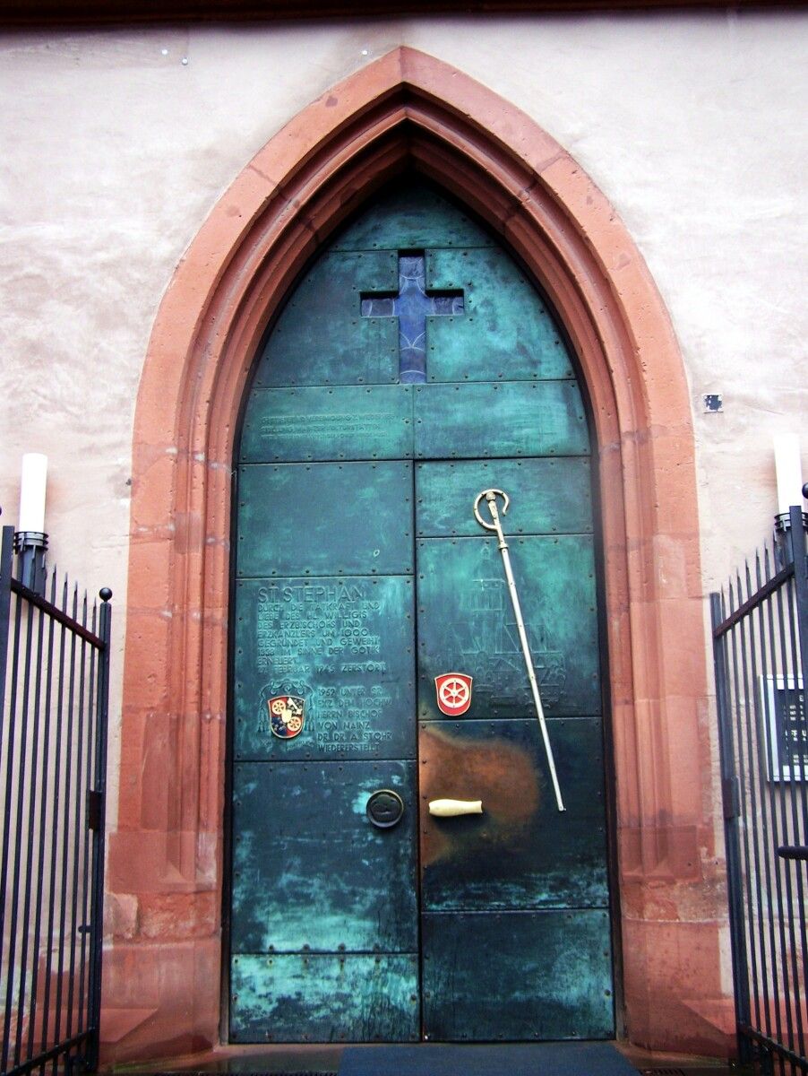 Porta da Igrexa de Santo Estebo