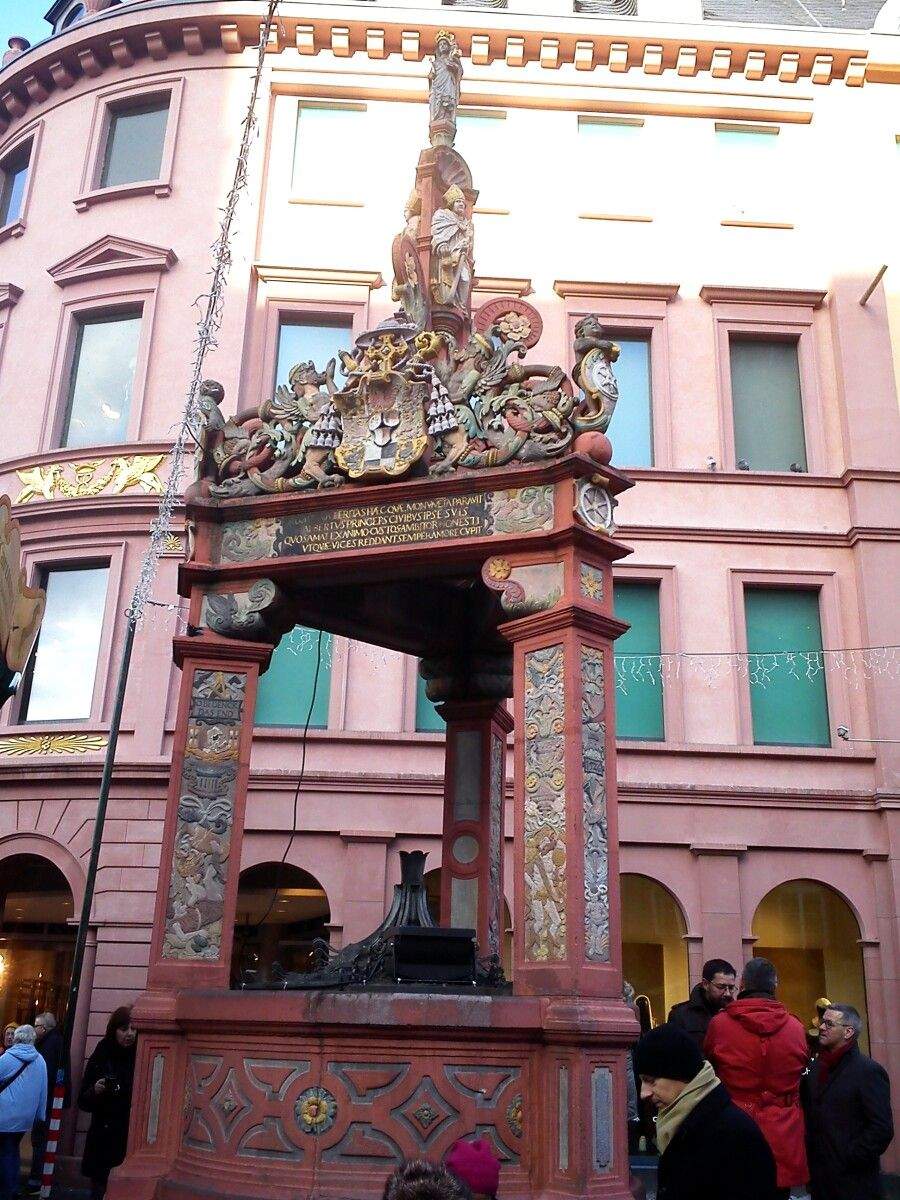 Fonte da Praza do Mercado