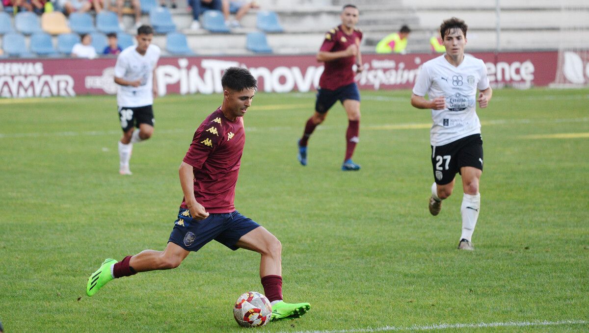 Iago Novo, no Trofeo Luis Otero entre Pontevedra CF e CD Lugo