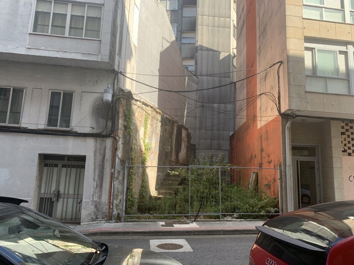 Parcela sin construir solicitada para apartamentos turísticos
