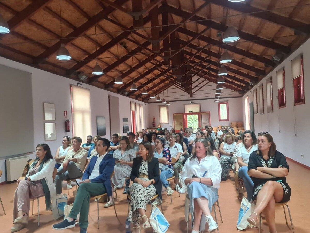 Las mariscadoras de la provincia de Pontevedra participaron este sábado en una jornada de convivencia y trabajo