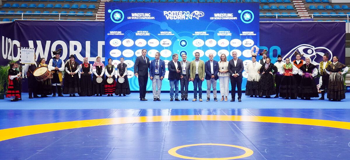 Inauguración do Campionato do Mundo U20 de Loitas Olímpicas