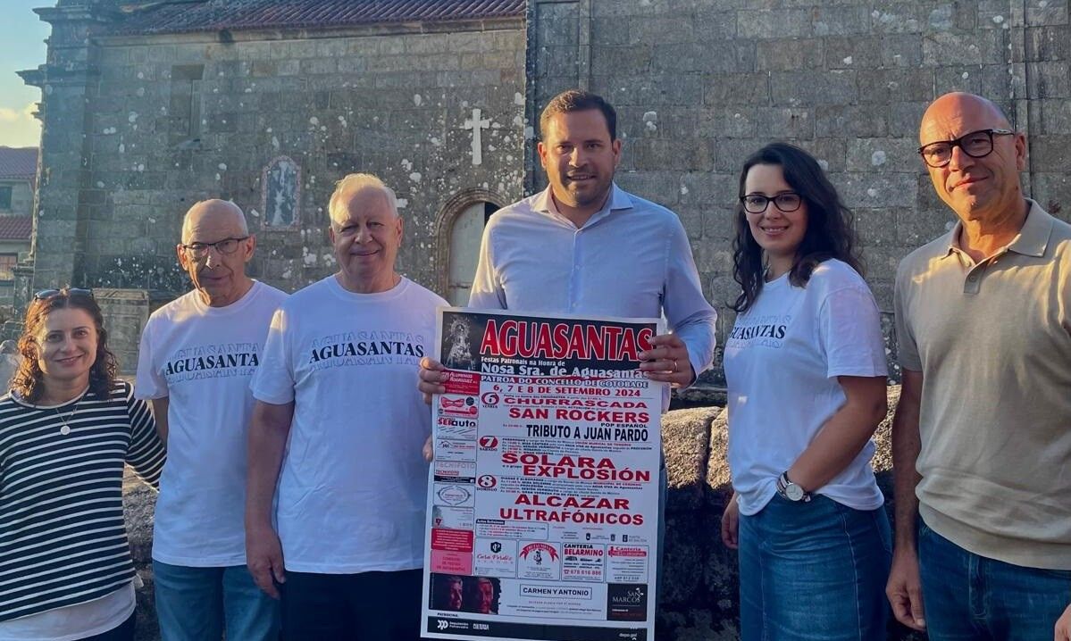 Presentación del programa de las fiestas de la parroquia de Aguasantas 
