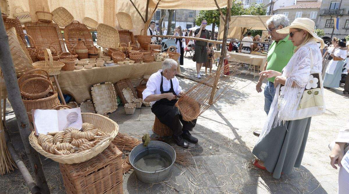 Mercado artesanal e mostra de oficios na Feira Franca 2024