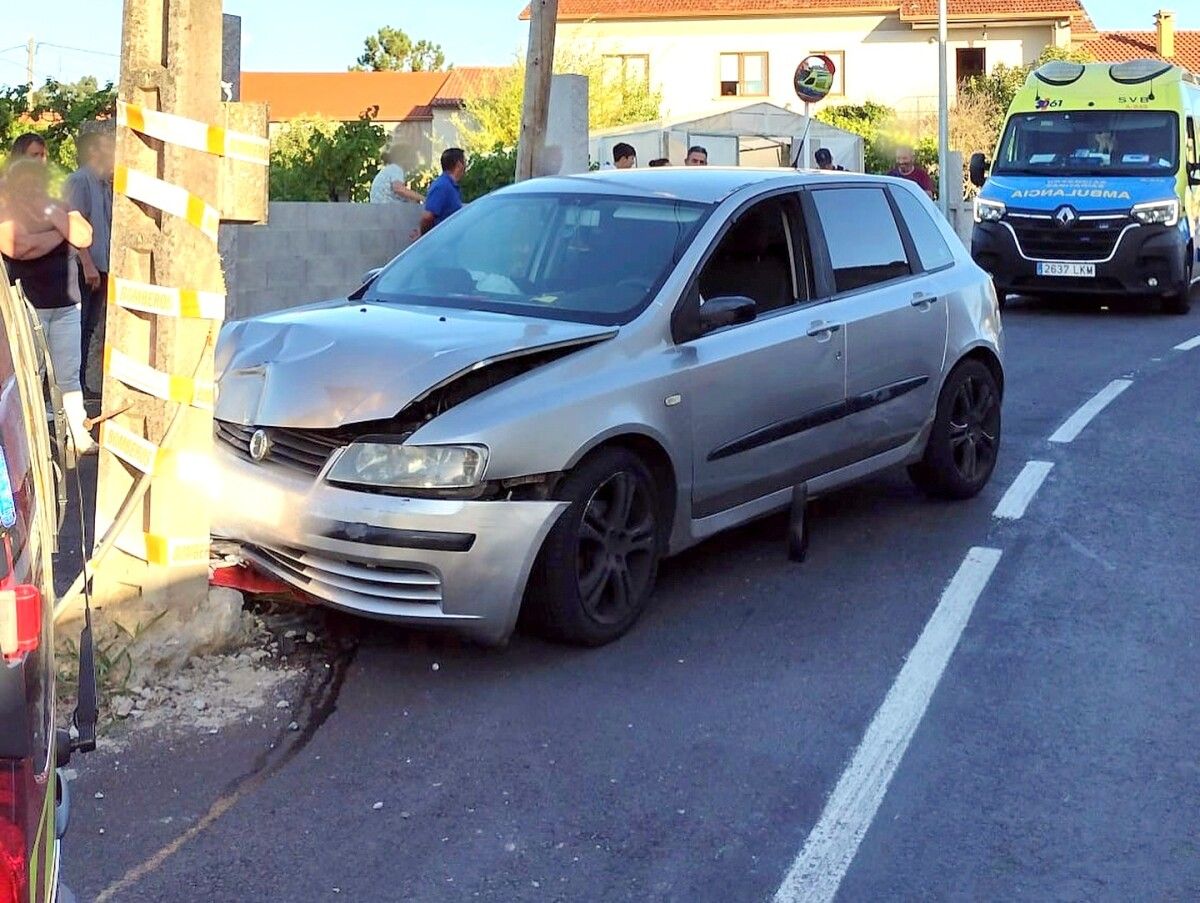 Estado en que quedou o turismo ao saír da vía
