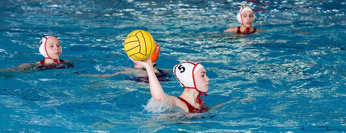 Partido da fase pola permanencia entre o Waterpolo Pontevedra e o Zaragoza en Rías do Sur