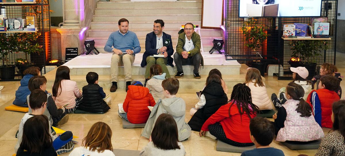 A Deputación celebra o Día do Libro cun espectáculo de contacontos
