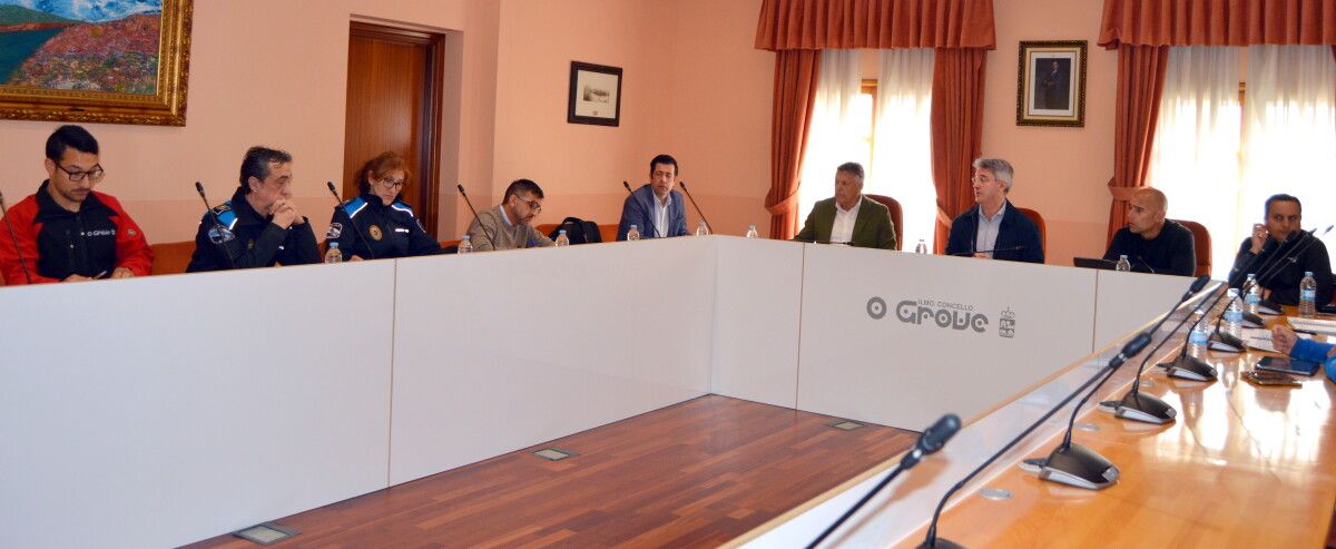 Reunión para analizar a seguirdade do medio maratón Entre Rías 2024