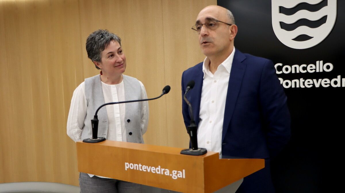 Eva Vilaverde con Ramón del Valle, director xeral de Persoal
