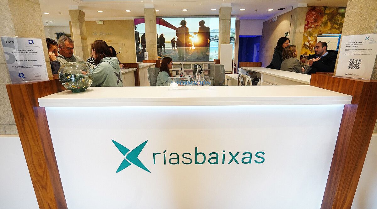 Sede de Turismo Rías Baixas no Palacete das Mendoza