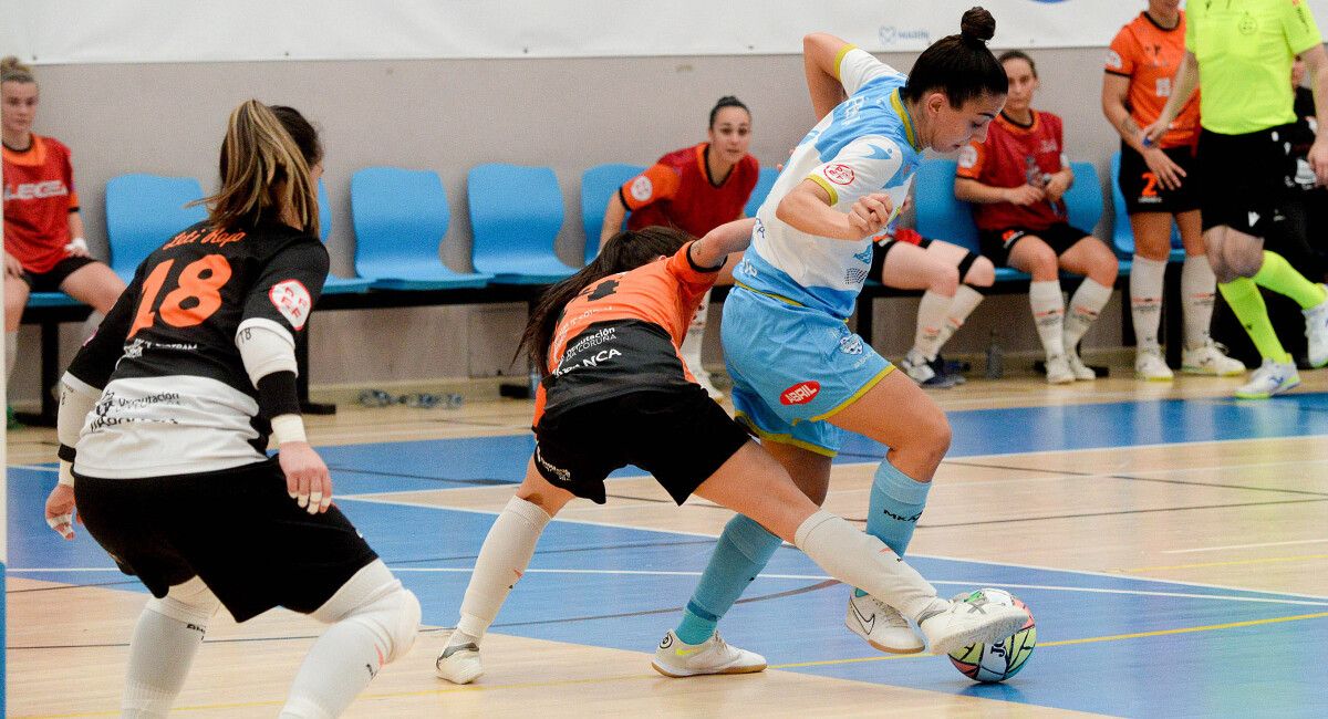Partido de liga entre Marín Futsal e Viaxes Amarelle na Raña