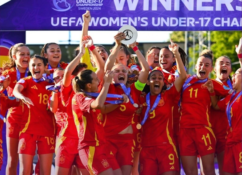 Lucía Rivas (18) celebra con la Selección Española el Campionato de Europa Sub-17 en Suecia