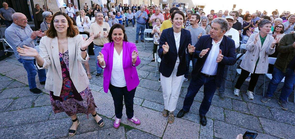 Mitin da campaña ás eleccións europeas do BNG na Praza do Teucro