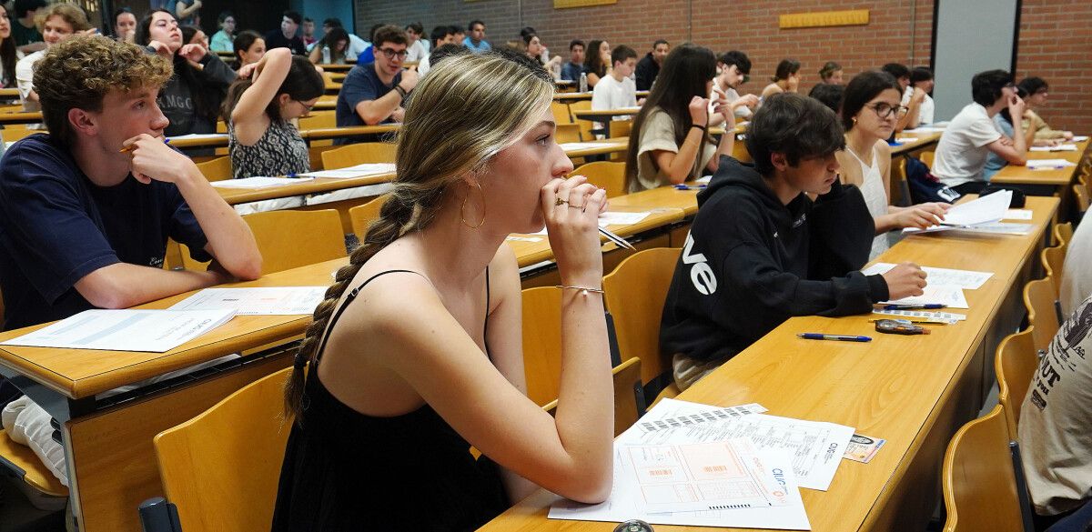 Probas da ABAU 2024 na facultade de Comunicación 