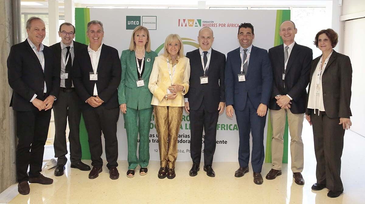 Inauguración del encuentro "Learn África" en la UNED Pontevedra