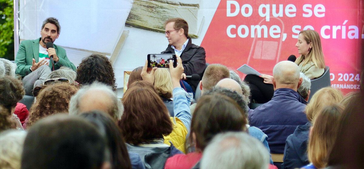 Manel Loureiro en 'Vilagarcía, cidade de libro'