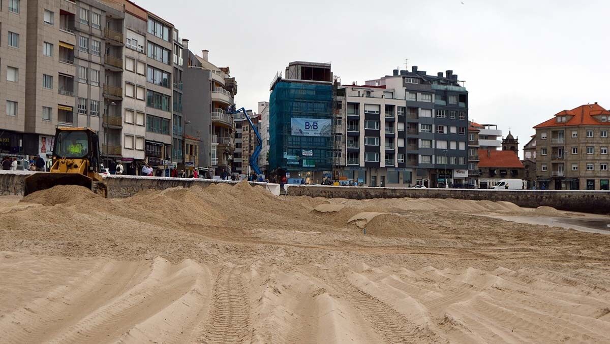 Movemento de area na praia de Silgar