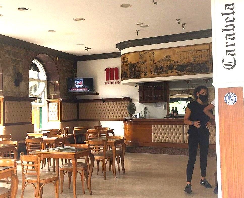 Interior del antiguo Bar Carabela