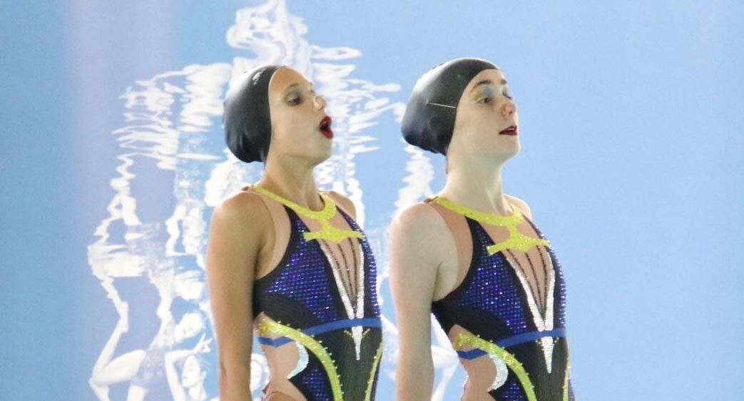 Daniela Suárez y Antía Riveiro, en el campeonato de España júnior de natación artística