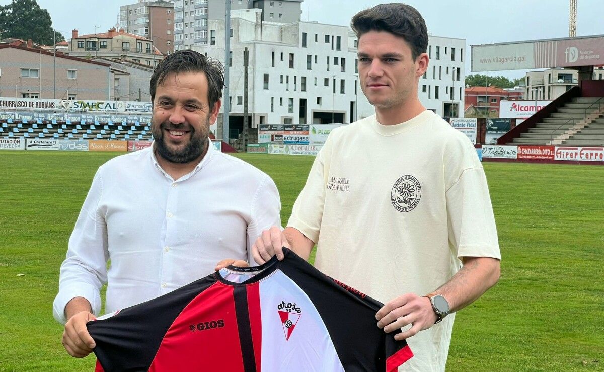 Presentación de Álex Vila como novo porteiro do Arosa SC