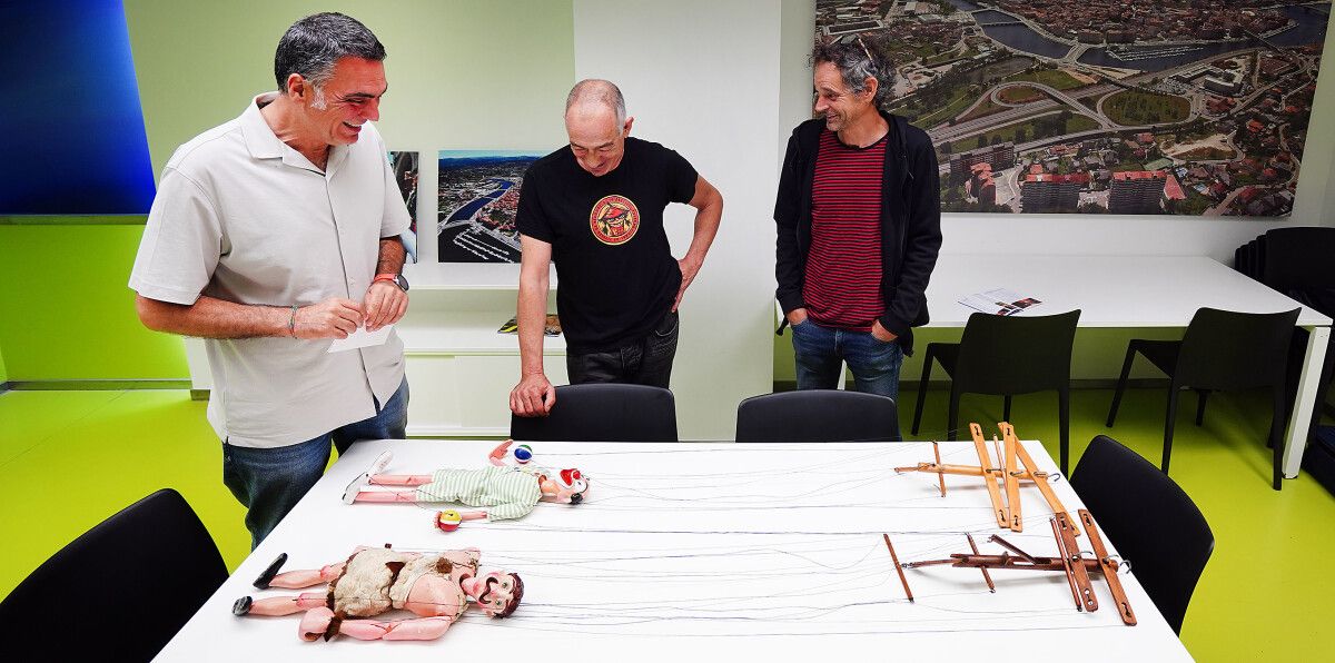 Adelanto de Titirivedra con Demetrio Gómez y Miguel Borines y Andrés Giráldez, de Tanxarina