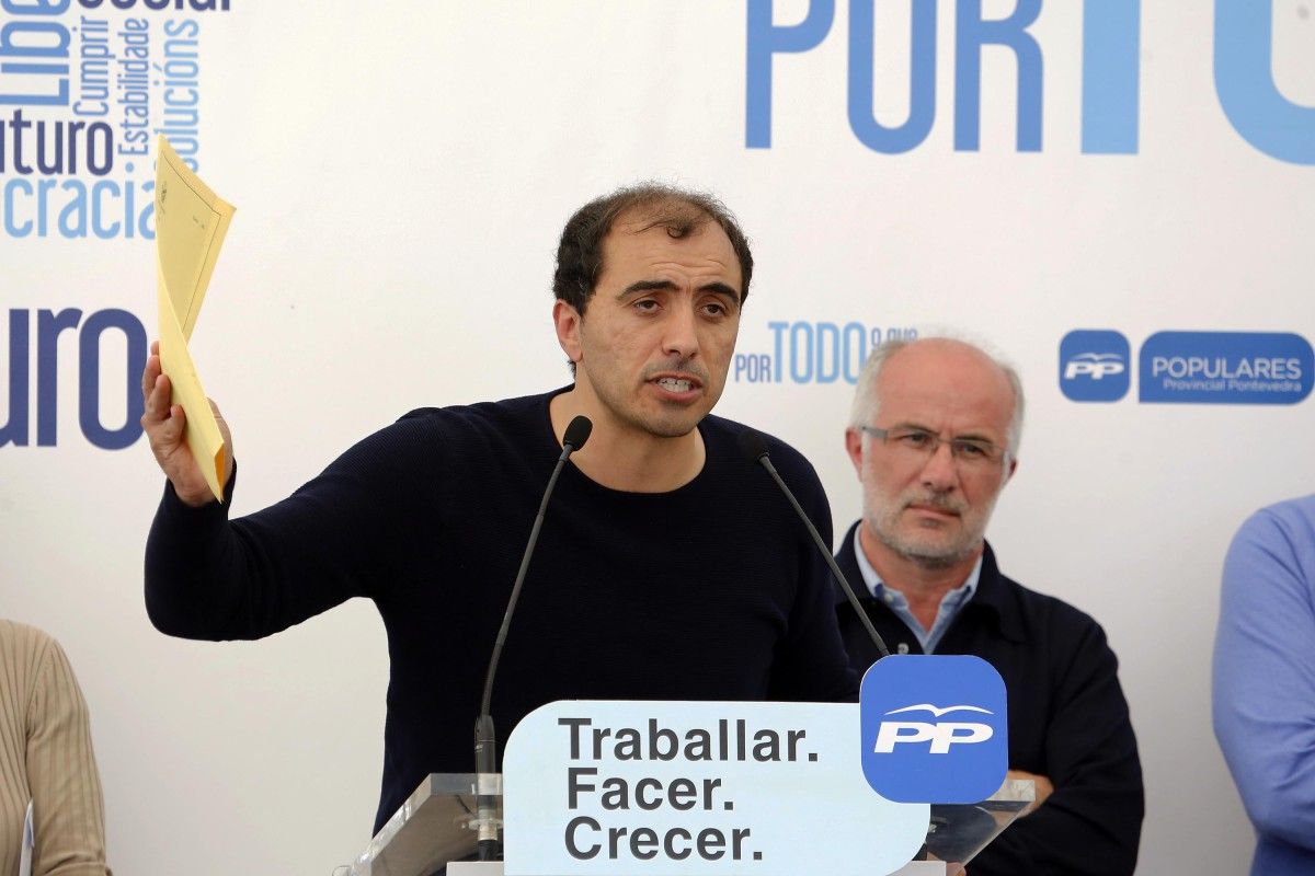 Ángel Moldes presenta a súa candidatura en Monte Castrove