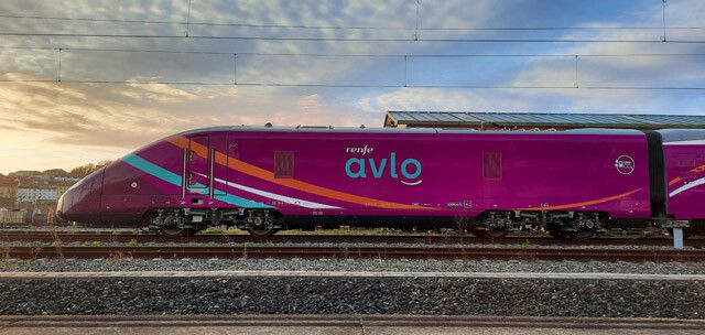 Tren AVLO