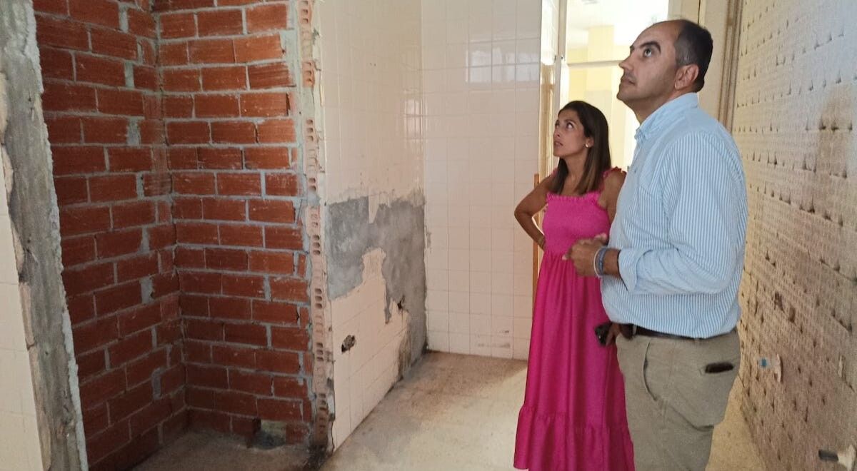Obras en los baños del CEIP de Lourido